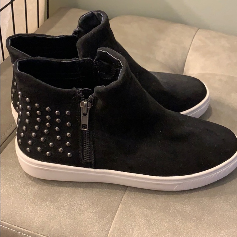 Steve Madden hightops